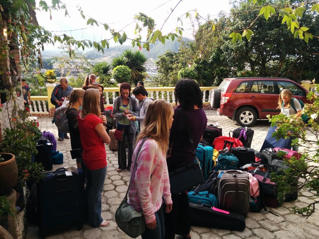 Hostal Curinan Hotel Otavalo Exterior photo